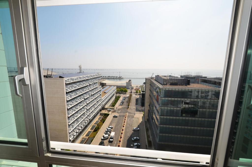Expo Oriente Lis Apartment Lisbon Luaran gambar